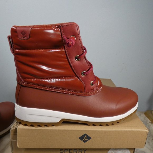 Sperry Women's Maritime Repel Puffer Snow Boot, Red Nylon, 8 - Picture 1 of 9
